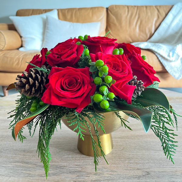Red Holiday Flower Arrangement
