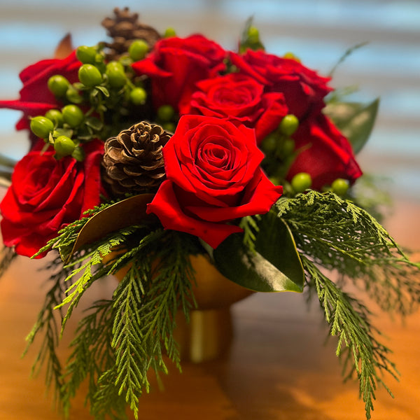 Red Holiday Flower Arrangement